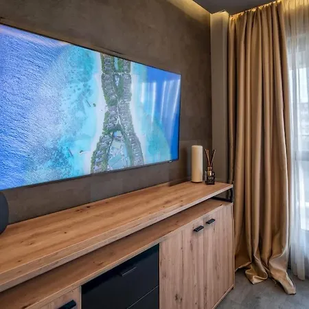 Deluxe Vision Apartment *